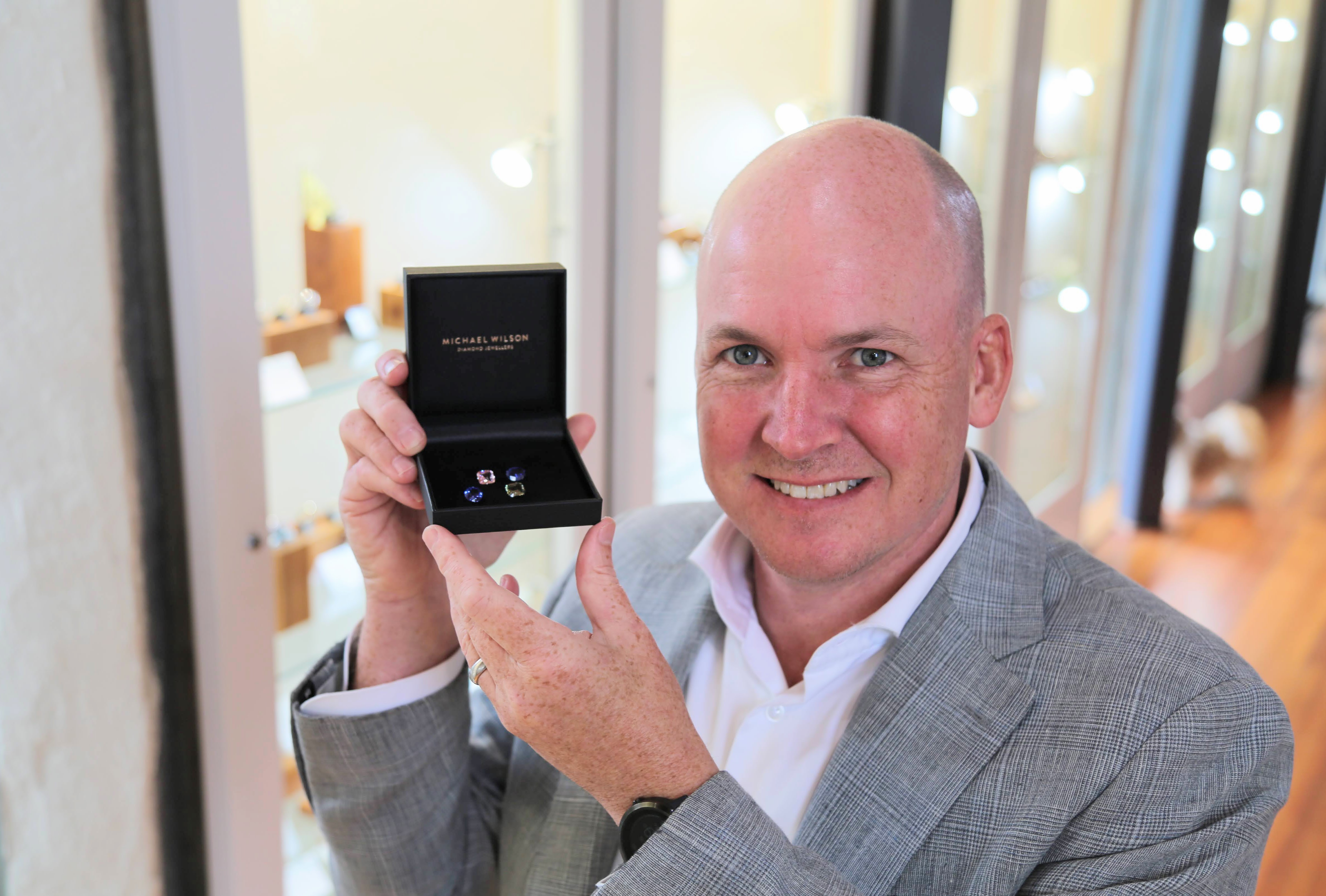 Rare 3ct natural coloured sapphires, gemstones, green sapphires, pink sapphires, blue round sapphires, blue oval sapphires, Eltham jewellers, Melbourne jeweller, Australia, Aaron Wilson, diamond grader