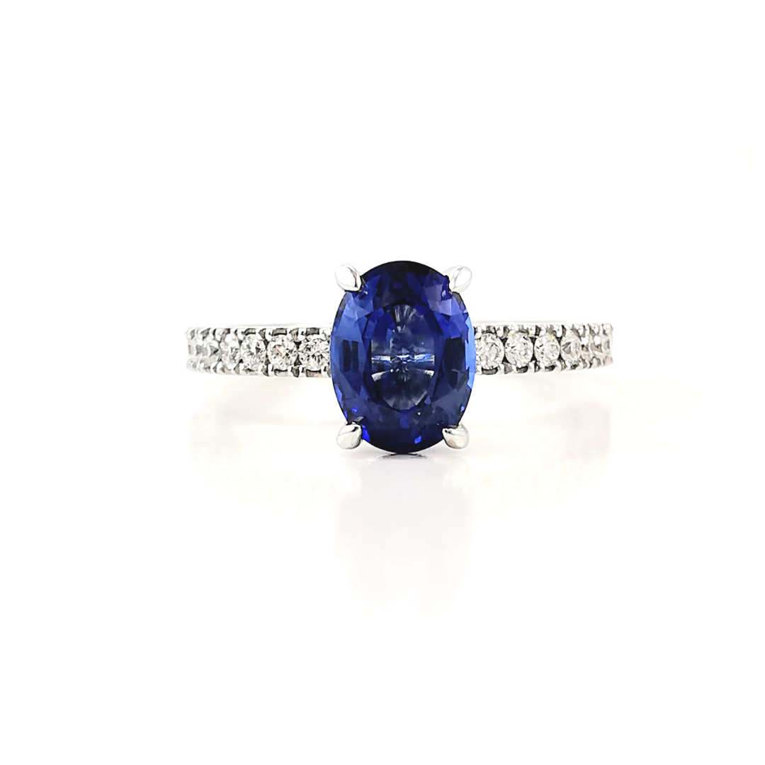 Oval sapphire and diamond ring, anniversary rings,, engagement rings, Melbourne Australia, Eltham jeweller, diamond rings, engagement rings, blue sapphires, beautiful rings, engagement ring shopping, ideas, goals, best ring designs