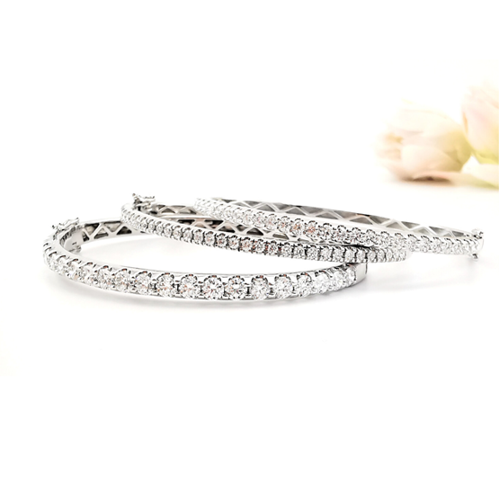 diamond bangles, high quality diamonds, everyday diamond jewellery, online jewellery store, shop online, mother's day gifts, luxury gifts for mum, Eltham jeweller, Melbourne, Australia