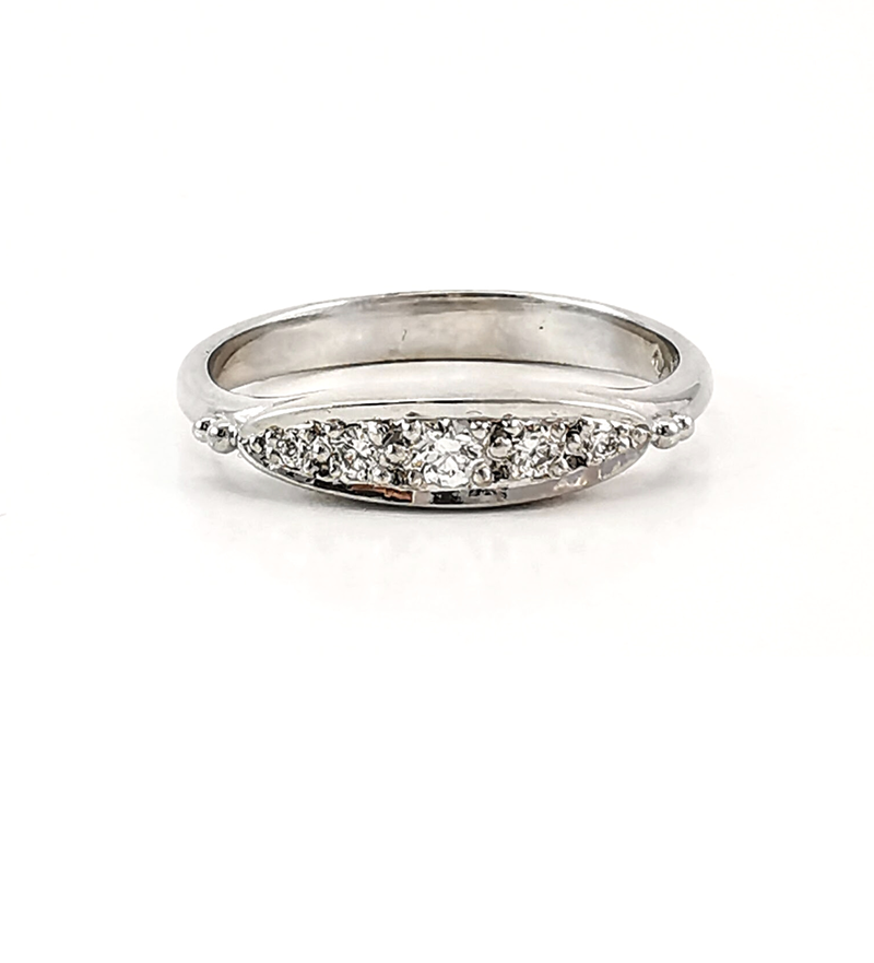 Ellipse diamond band, eternity rings, wedding rings, diamond rings, handcrafted rings, Eltham jeweller, Melbourne, Australia, white gold