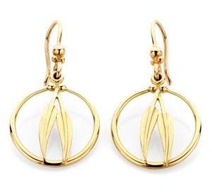 Yellow gold gumleaf in circle frame earrings, jewellery Australiana, souvenirs