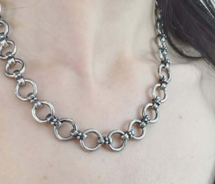 Model wearing sterling silver handcrafted solid neckchain, jewellery, Melbourne Australia