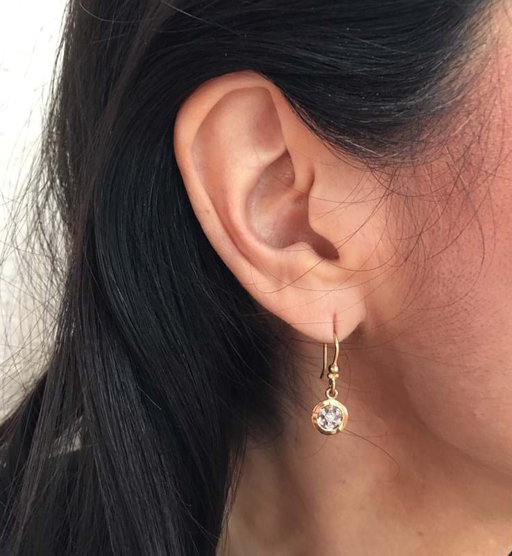 Snowflake diamond earring, yellow gold, model, wedding accessories, Melbourne, Australia