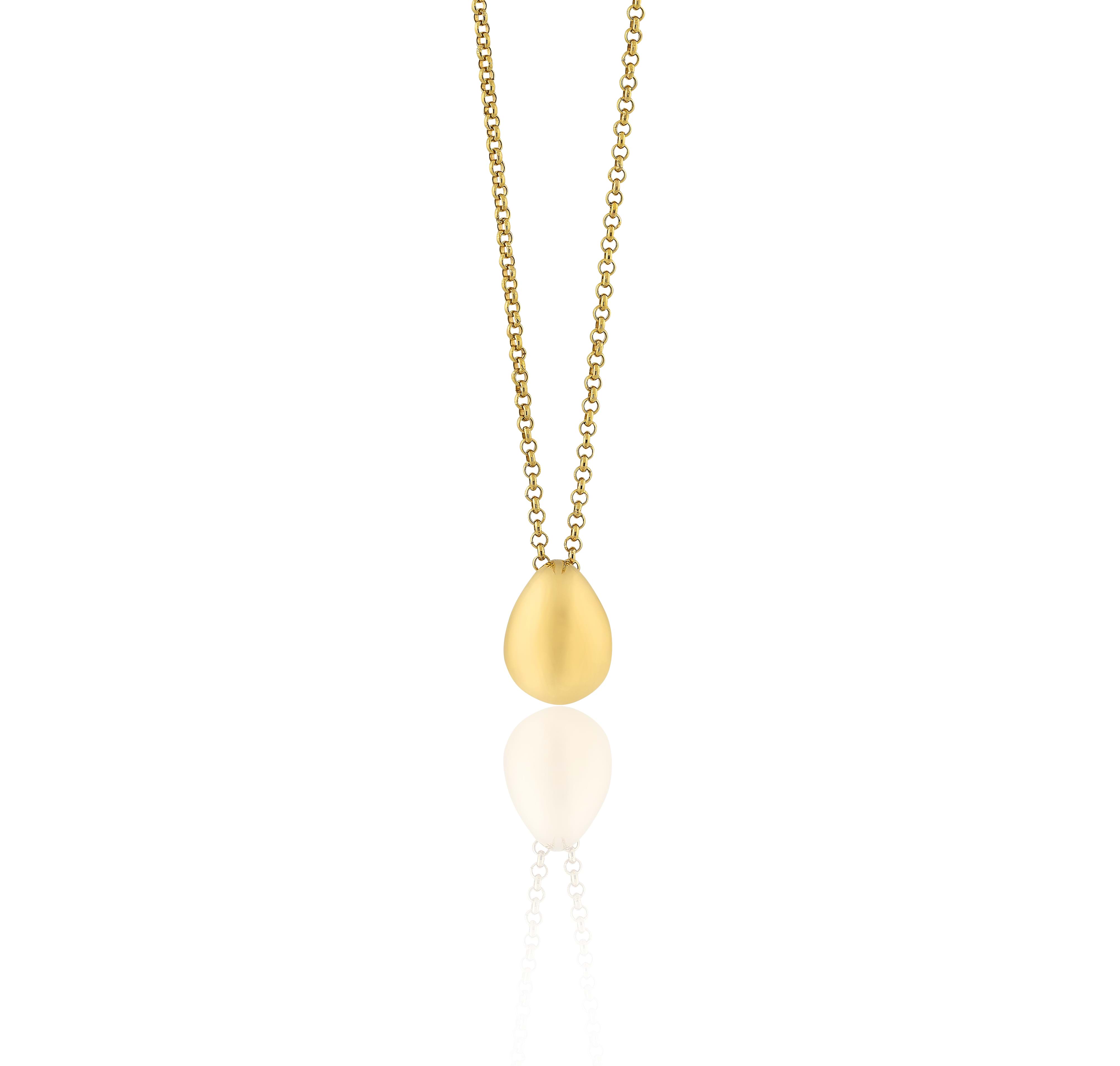 Yellow gold peardrop pendant on chain, Melbourne Australia, mother's day gift ideas