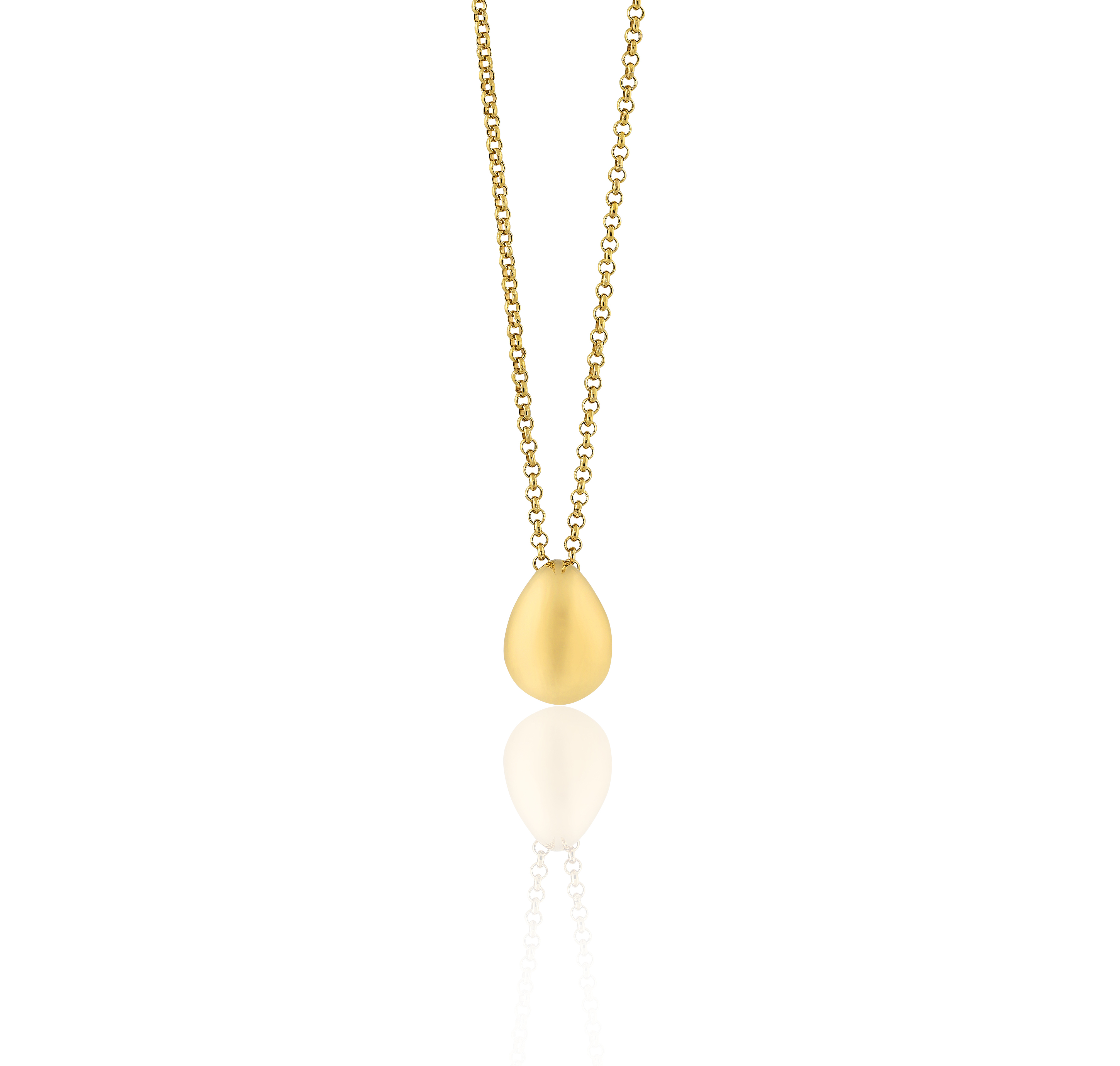 Yellow gold peardrop pendant, everyday jewellery, Melbourne Australia