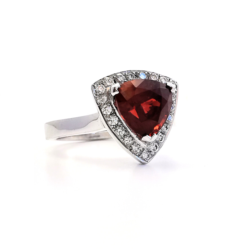 Spinel gemstone ring, trillion shape with halo in white gold, auspicious red, good luck, Lunar New Year, gifts, engagement ring