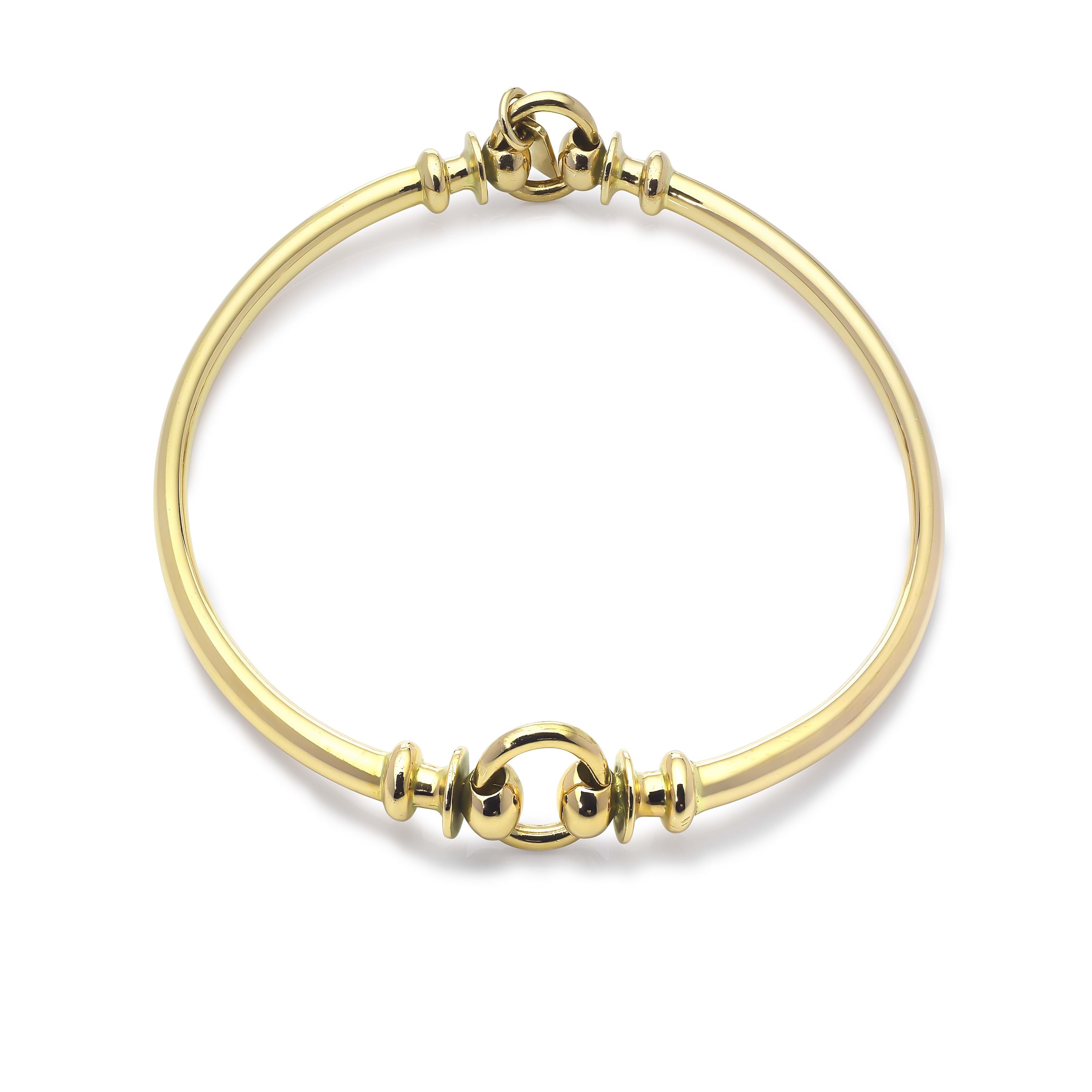 Solid yellow gold bangle, handcrafted, everyday jewellery, Mother's day gift guide, gift suggestions for mums, Mother's Day 2022, Eltham jeweller, jewellery store online, Melbourne, Australia